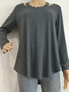 Women's Charcoal Cutout Long-Sleeve Top
